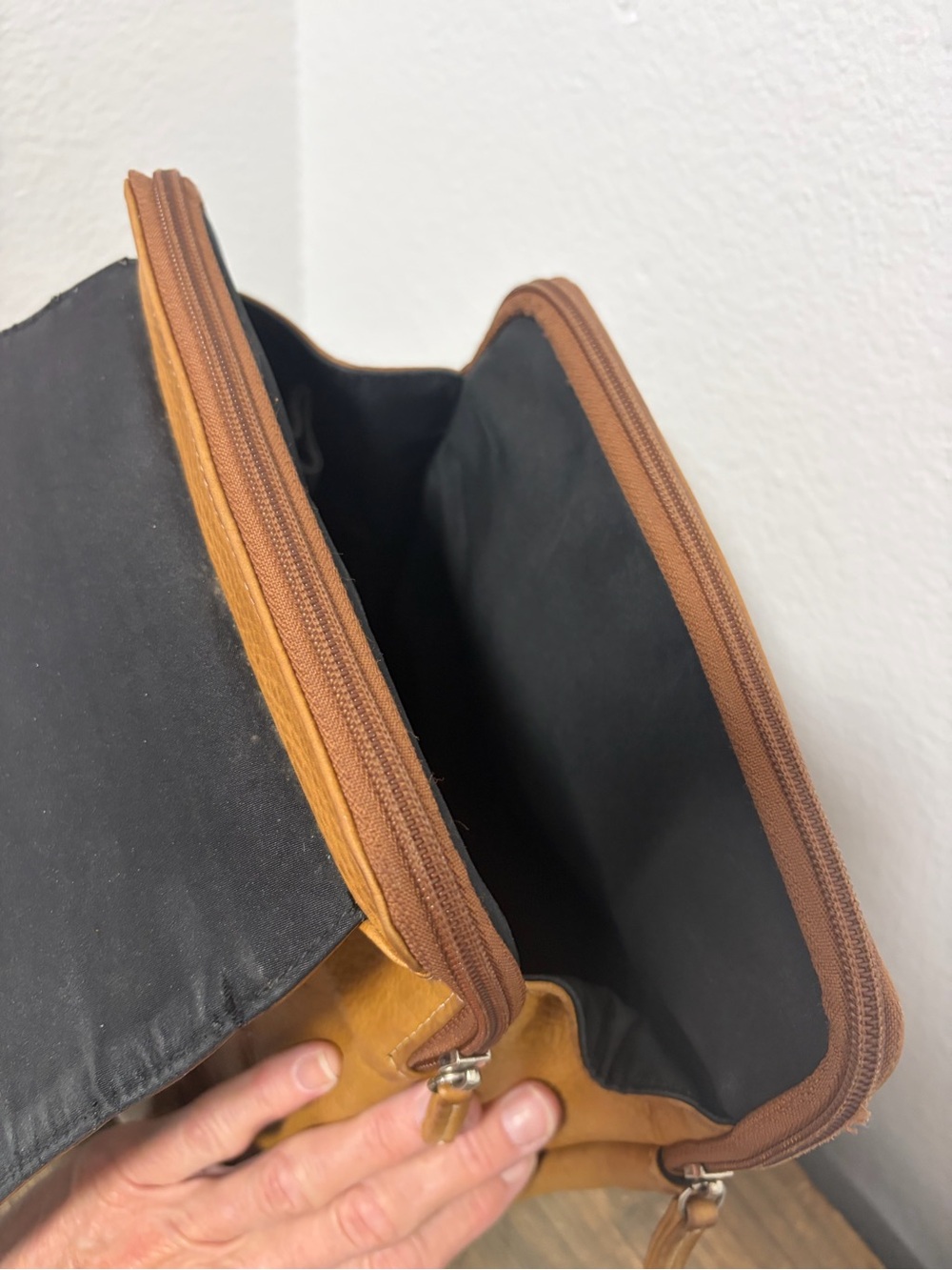 Vintage Tignanello Natural Camel Tan Leather Backpack - Picture 10 of 14